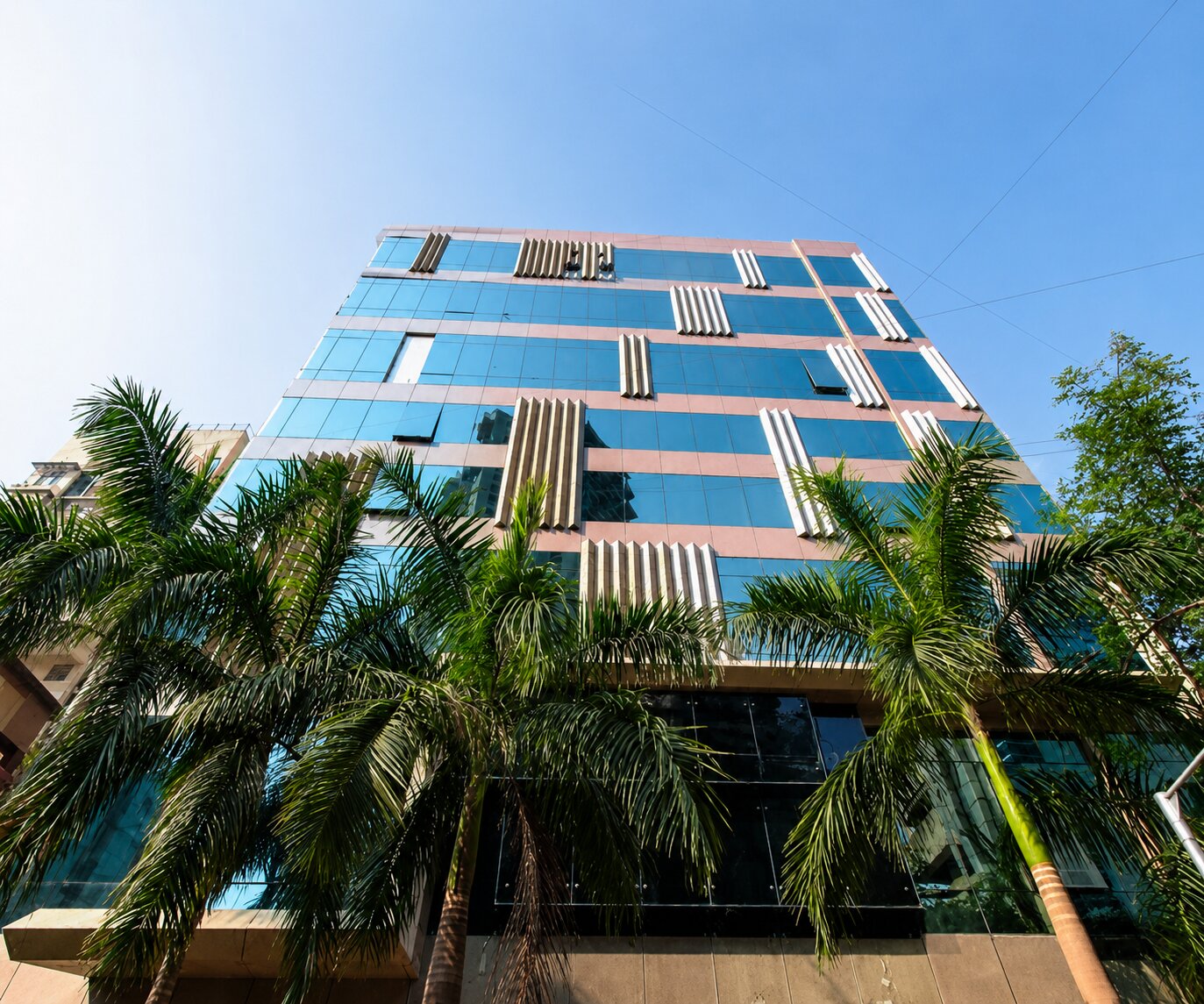 Deluxe House Commercial in Mumbai image 4