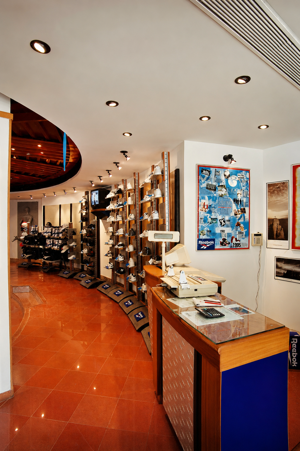 Reebok Retail Retail in Mumbai image 2