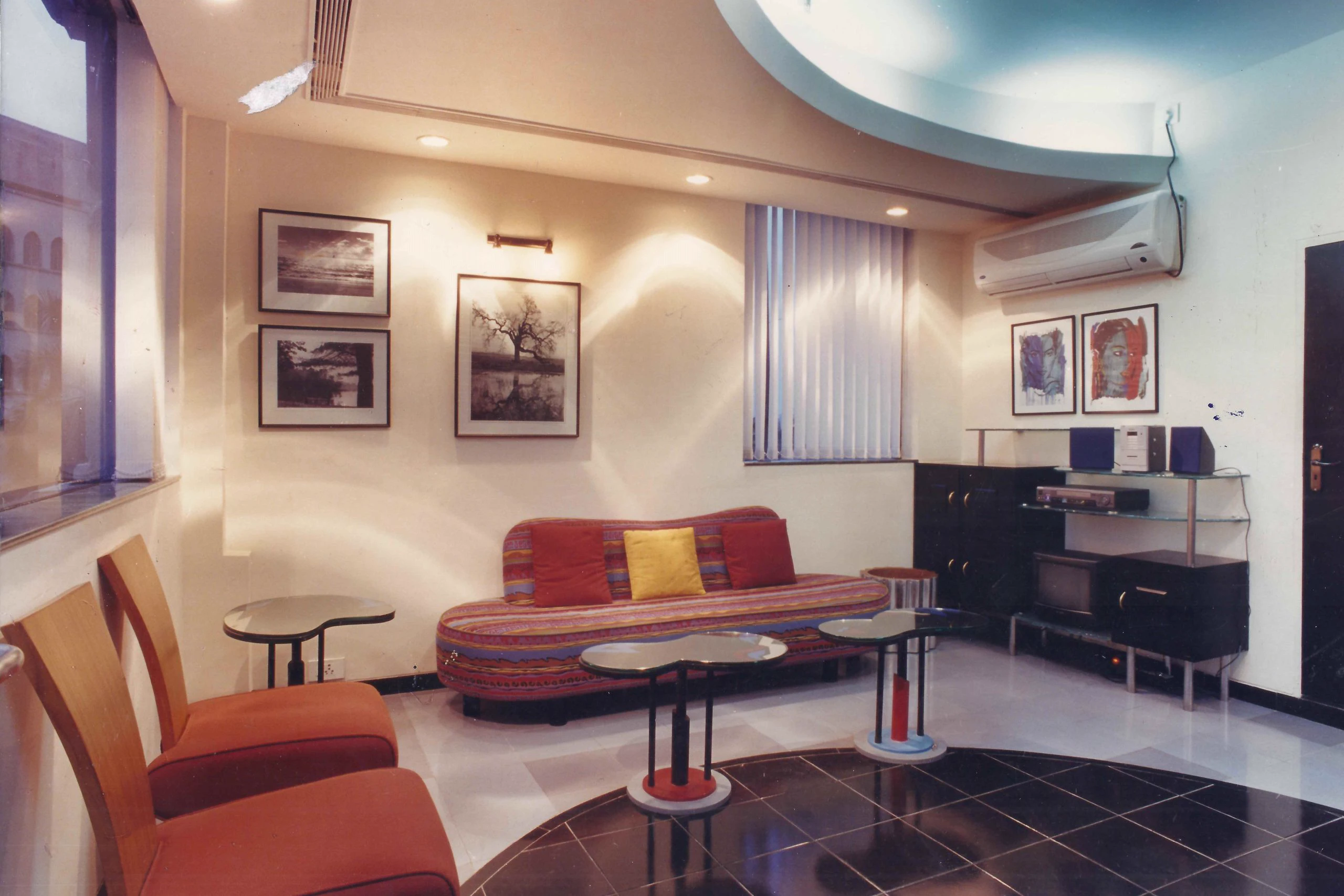 UTV Office Commercial in Mumbai image 2