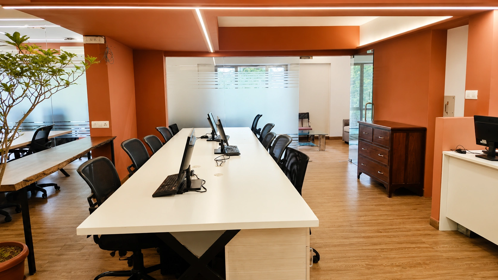 Commercial Office Commercial in Mumbai India image 1